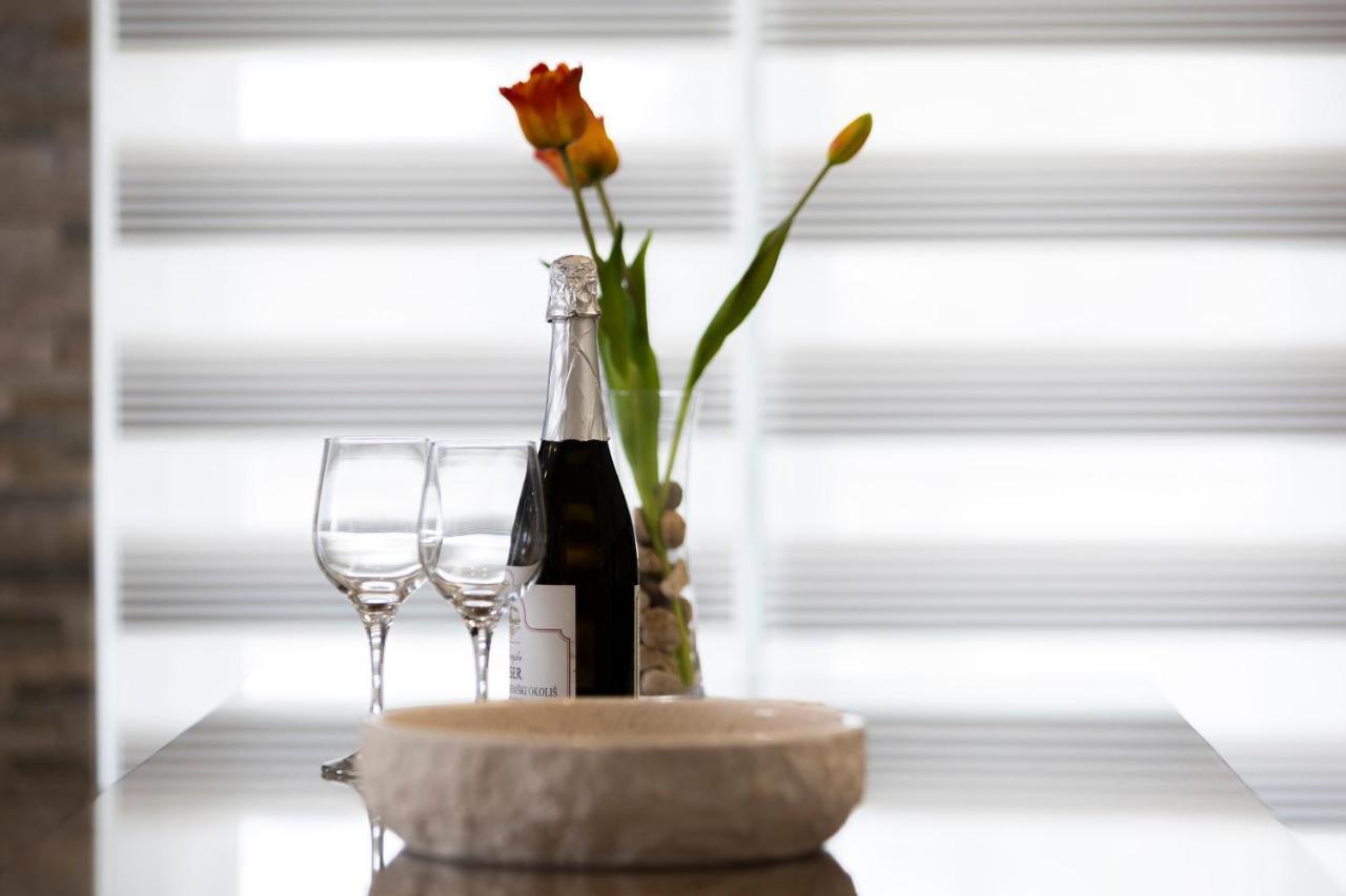 Appartement Joy 1 *